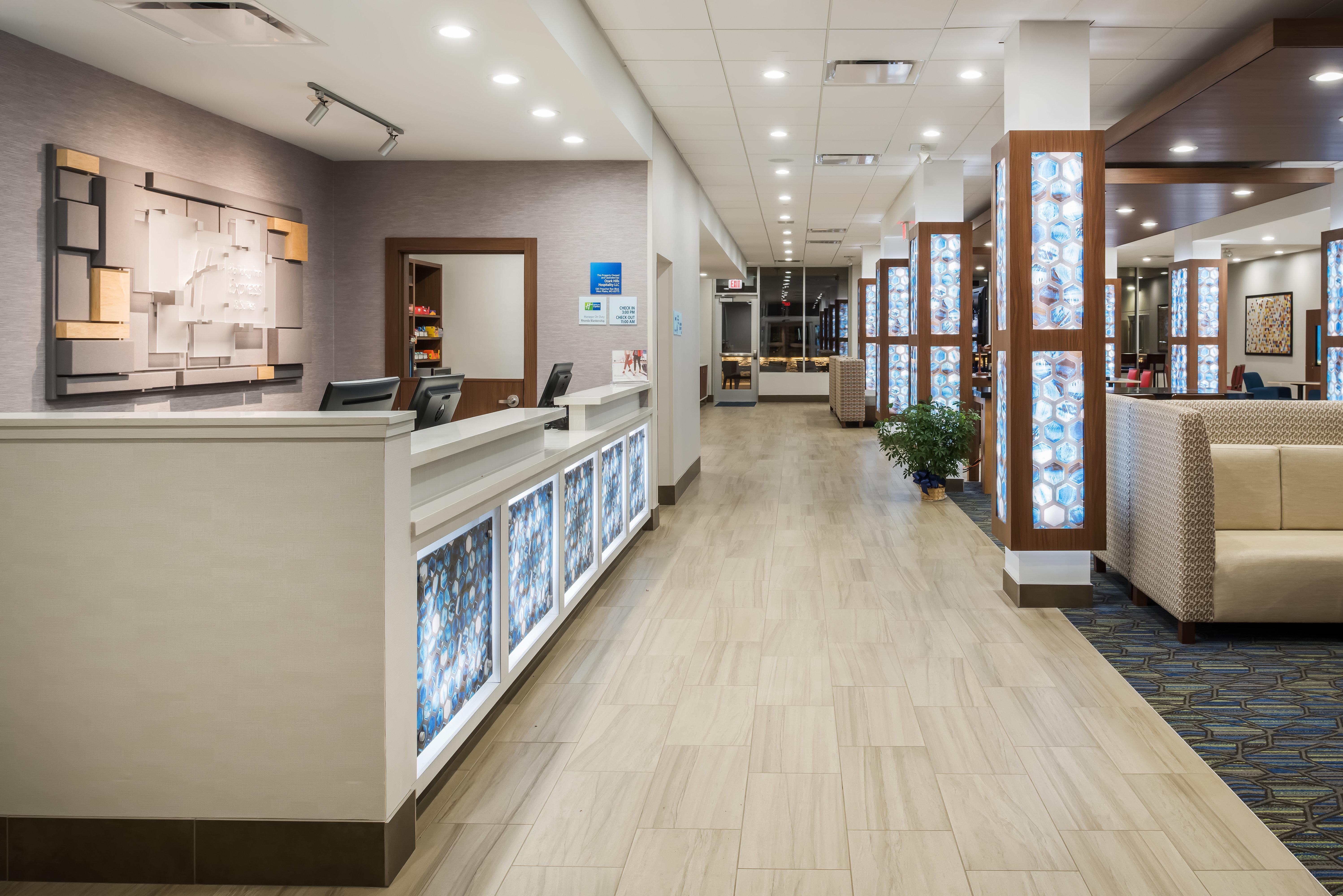 Holiday Inn Express & Suites West Plains Southwest By Ihg Buitenkant foto