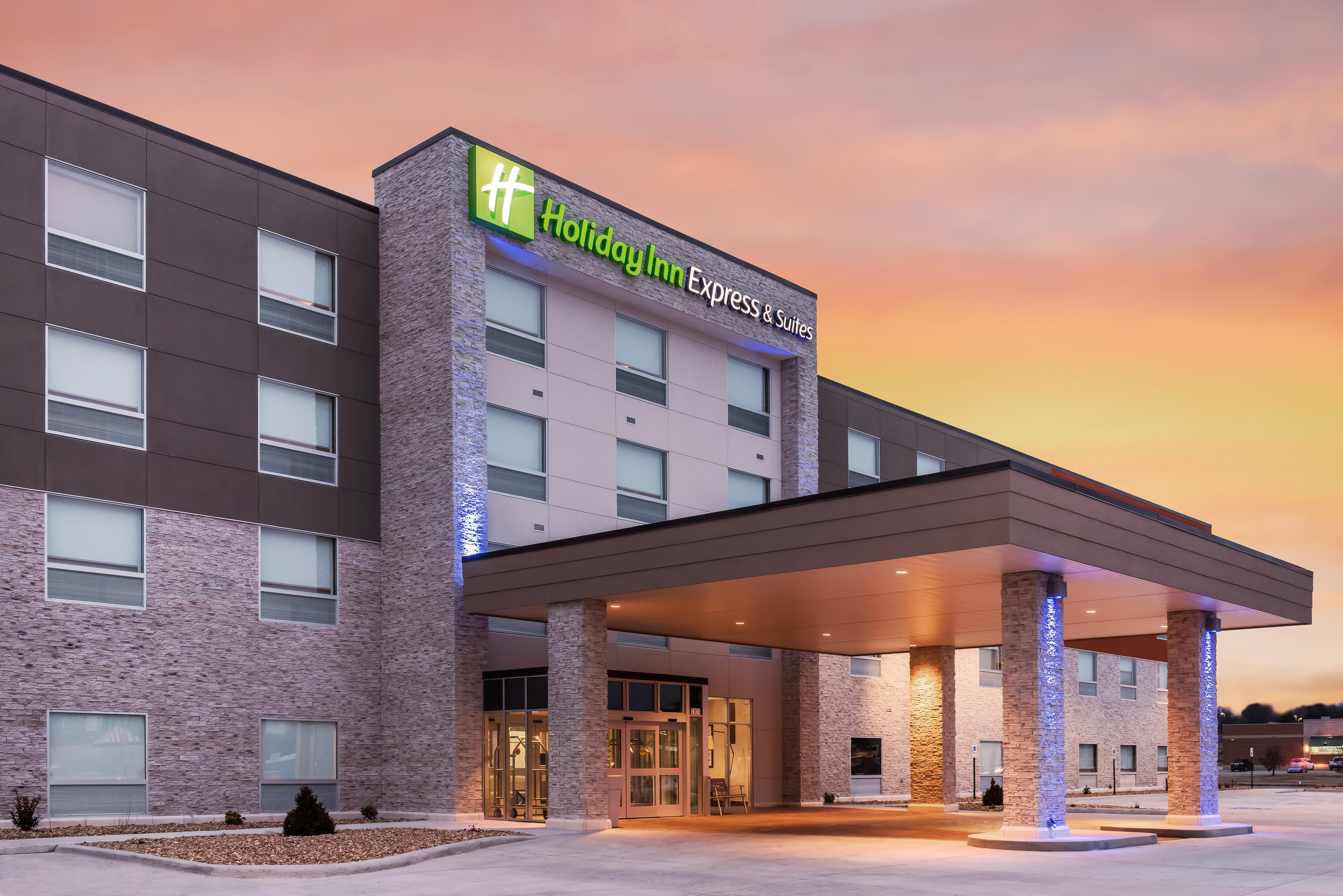 Holiday Inn Express & Suites West Plains Southwest By Ihg Buitenkant foto