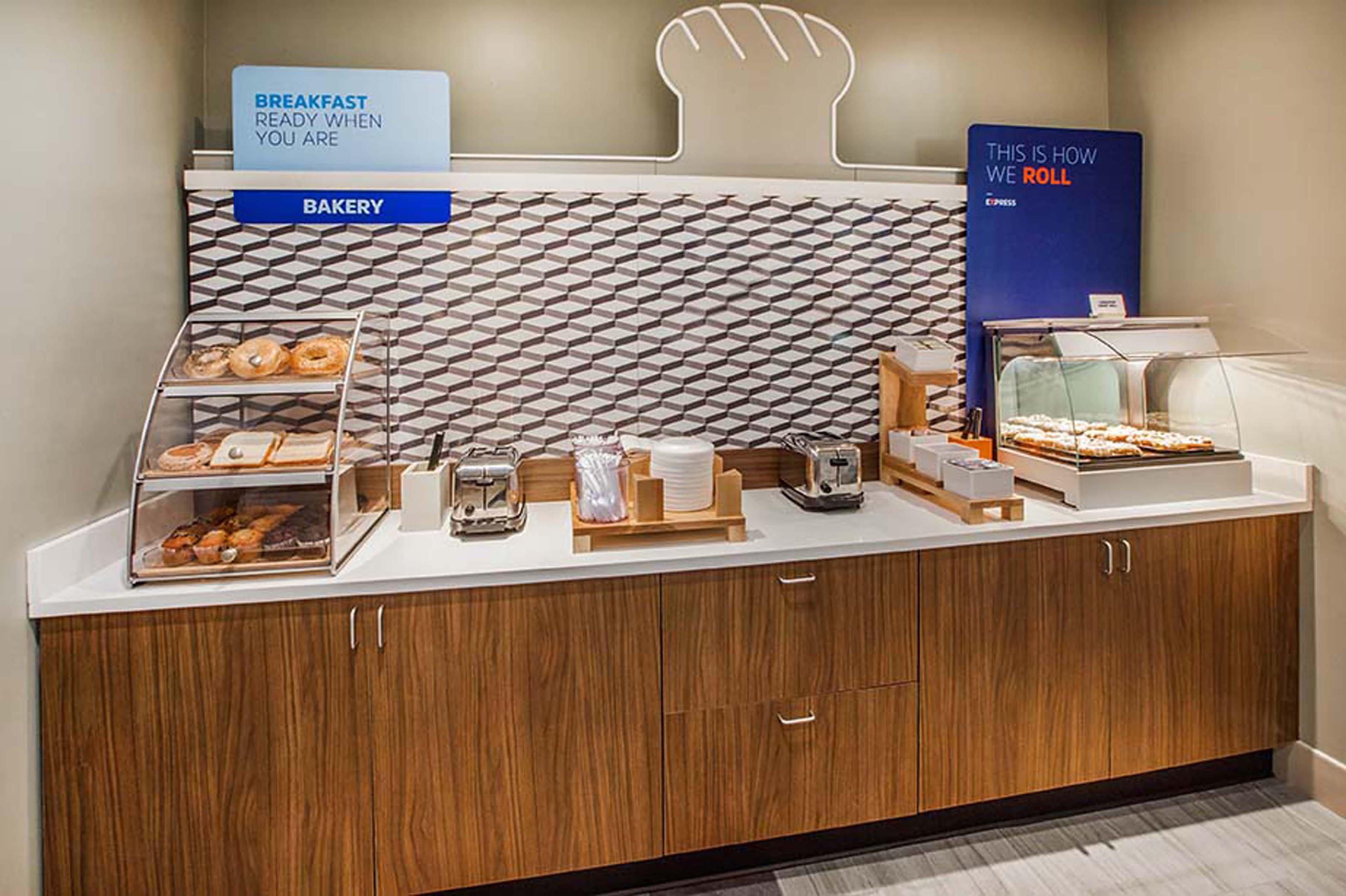 Holiday Inn Express & Suites West Plains Southwest By Ihg Buitenkant foto