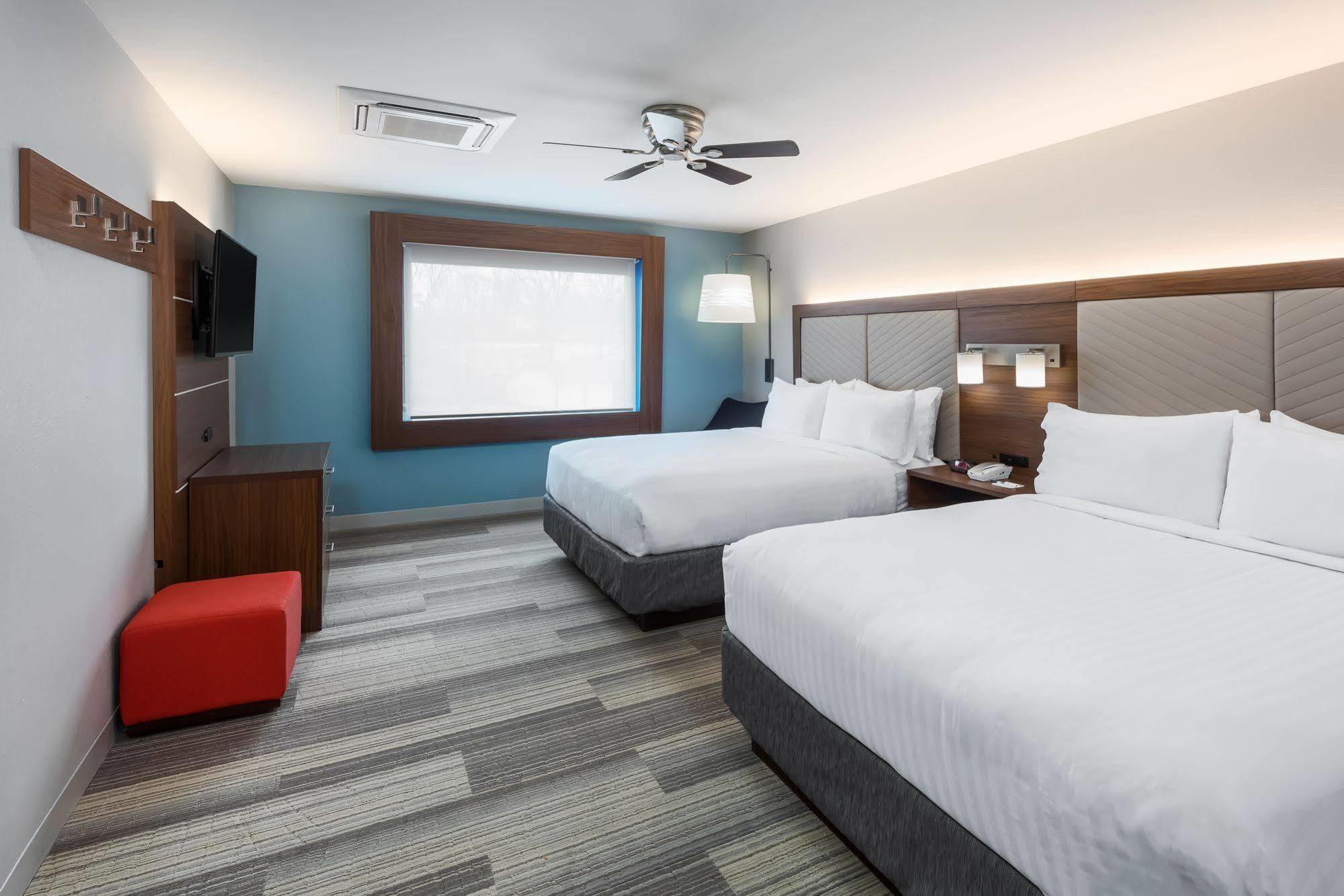 Holiday Inn Express & Suites West Plains Southwest By Ihg Buitenkant foto
